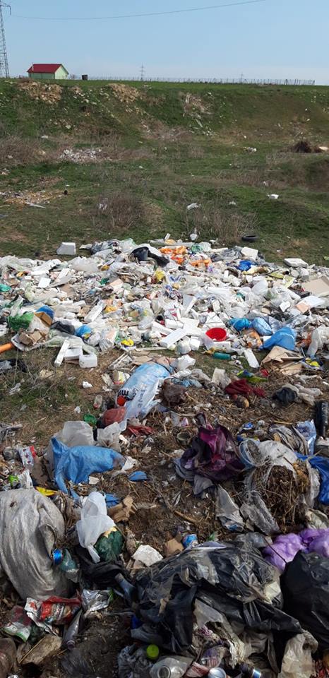02.04.2019 Depozitări ilegale de deșeuri pe raza UAT Nicolae Bălcescu județul Constanța 1