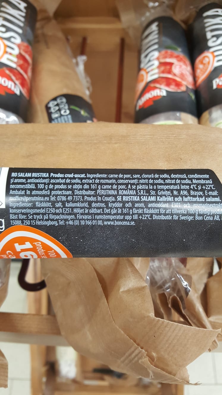 În față mesaje convingătoare pe spate plin de chimicale Industria cărnii este mare poluatoare 2